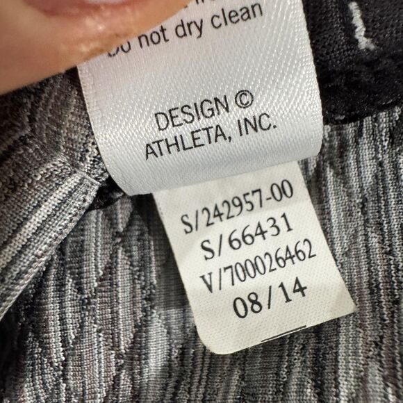 Athleta Snowscape Jacket Women's Small Gray Black Full Zip Hooded - Picture 8 of 8